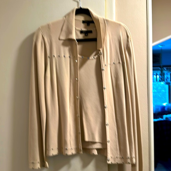 Comfortable top, and tank top. Perfect for an office. Light brown/tan. Medium. - Picture 1 of 2